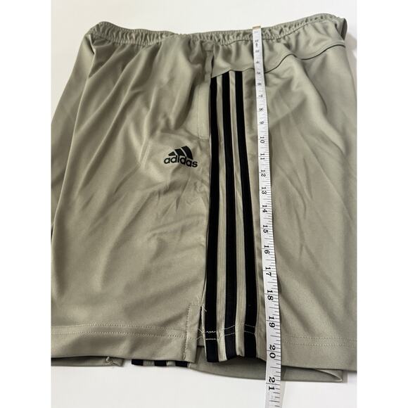 Adidas Mens Shorts Athletic Sportswear ZIPPERED Pockets Size Large Athleisure - Picture 7 of 10